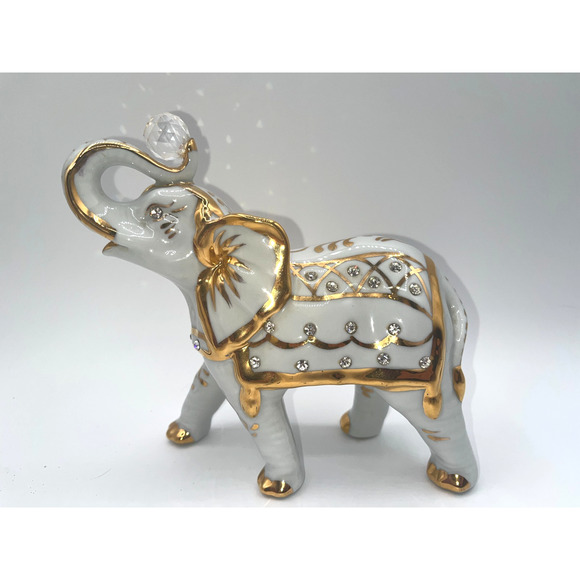 Vintage Capodimonte figurine Elephant with Big Swarovski Crystal Ball Holding - Picture 3 of 16